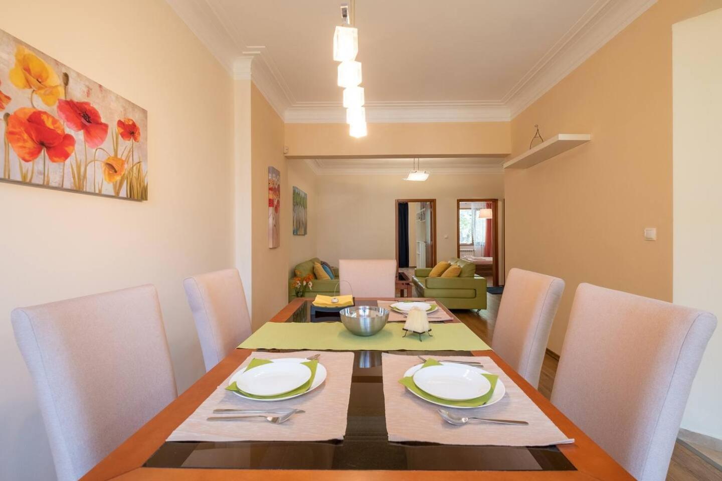 Pick! Spacious 2 Bedroom * Sofia