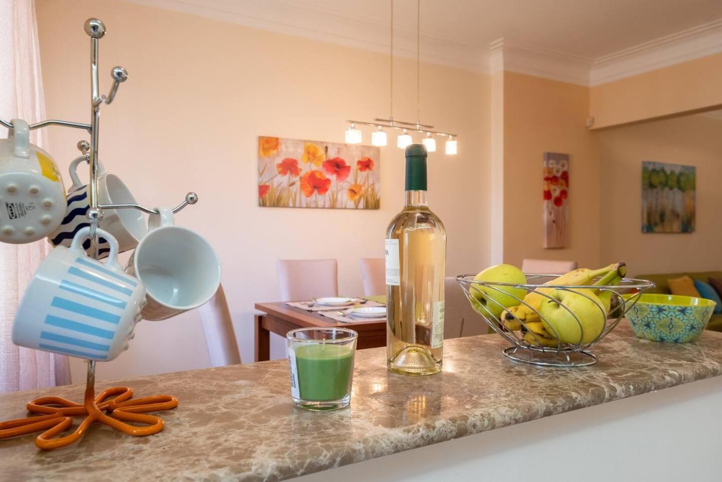 Apartment Pick! Spacious 2 Bedroom